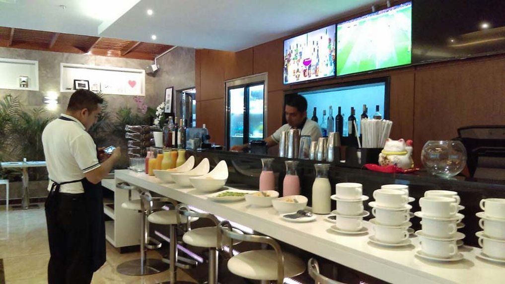 Lyz Business Hotel Lima Luaran gambar
