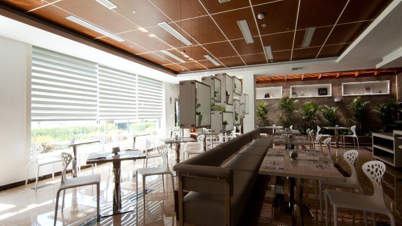 Lyz Business Hotel Lima Luaran gambar